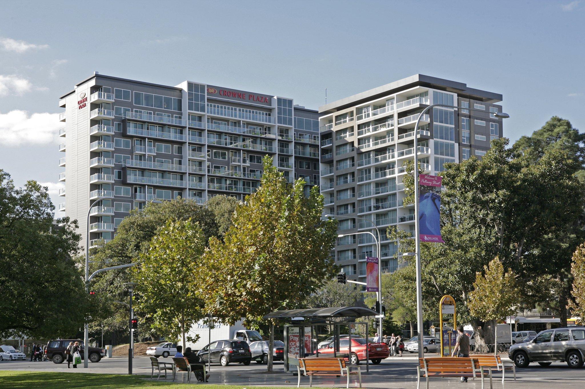 Pullman Adelaide Hotel Ngoại thất bức ảnh The hotel in 2012