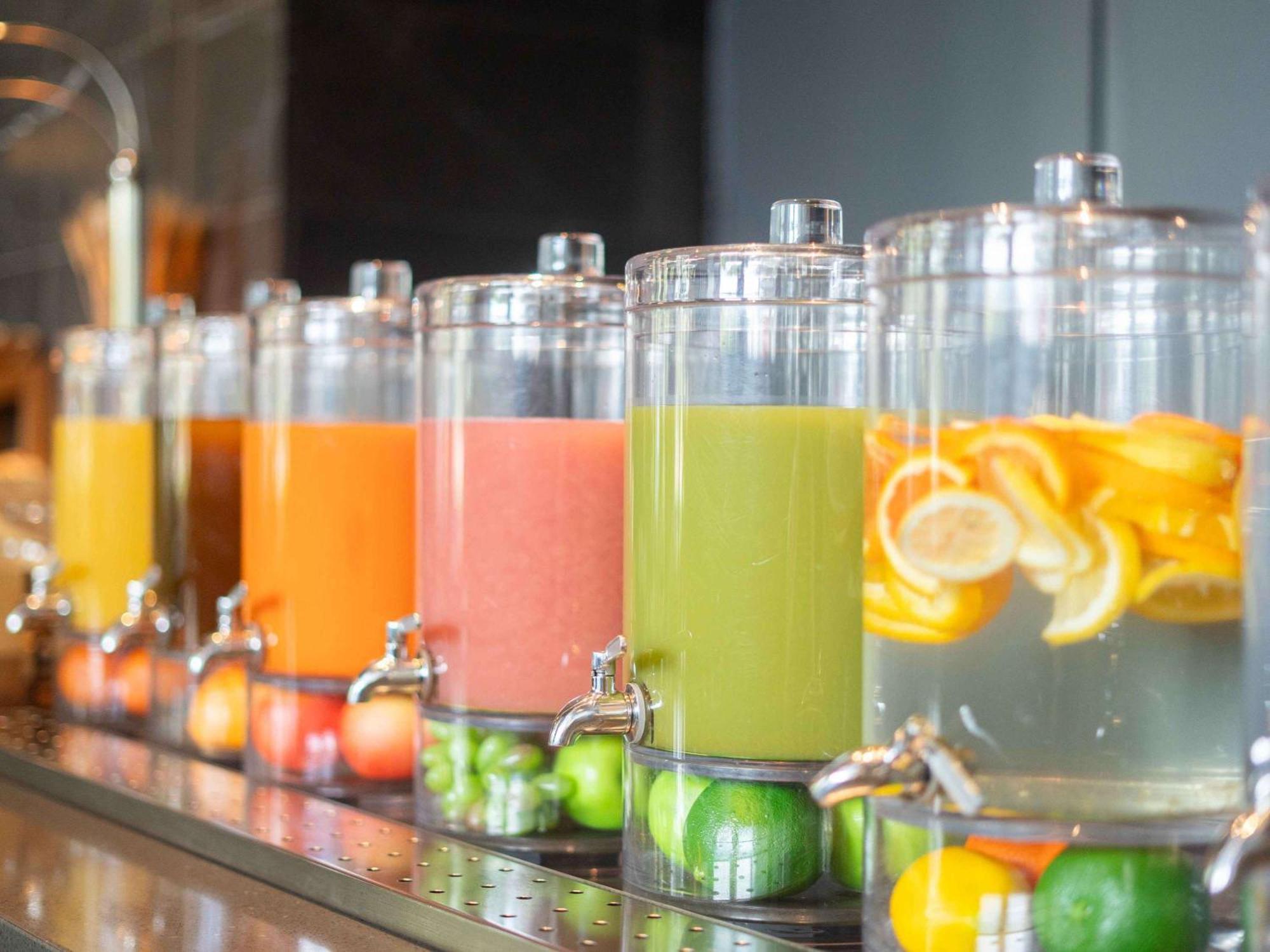 Pullman Adelaide Hotel Ngoại thất bức ảnh Fruit juice